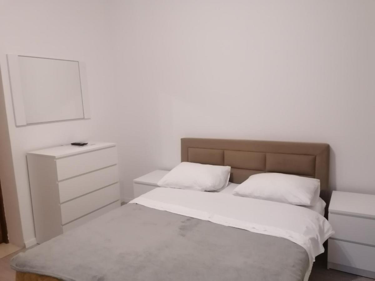 Apartments And Rooms Tomas 포드스트라나 외부 사진